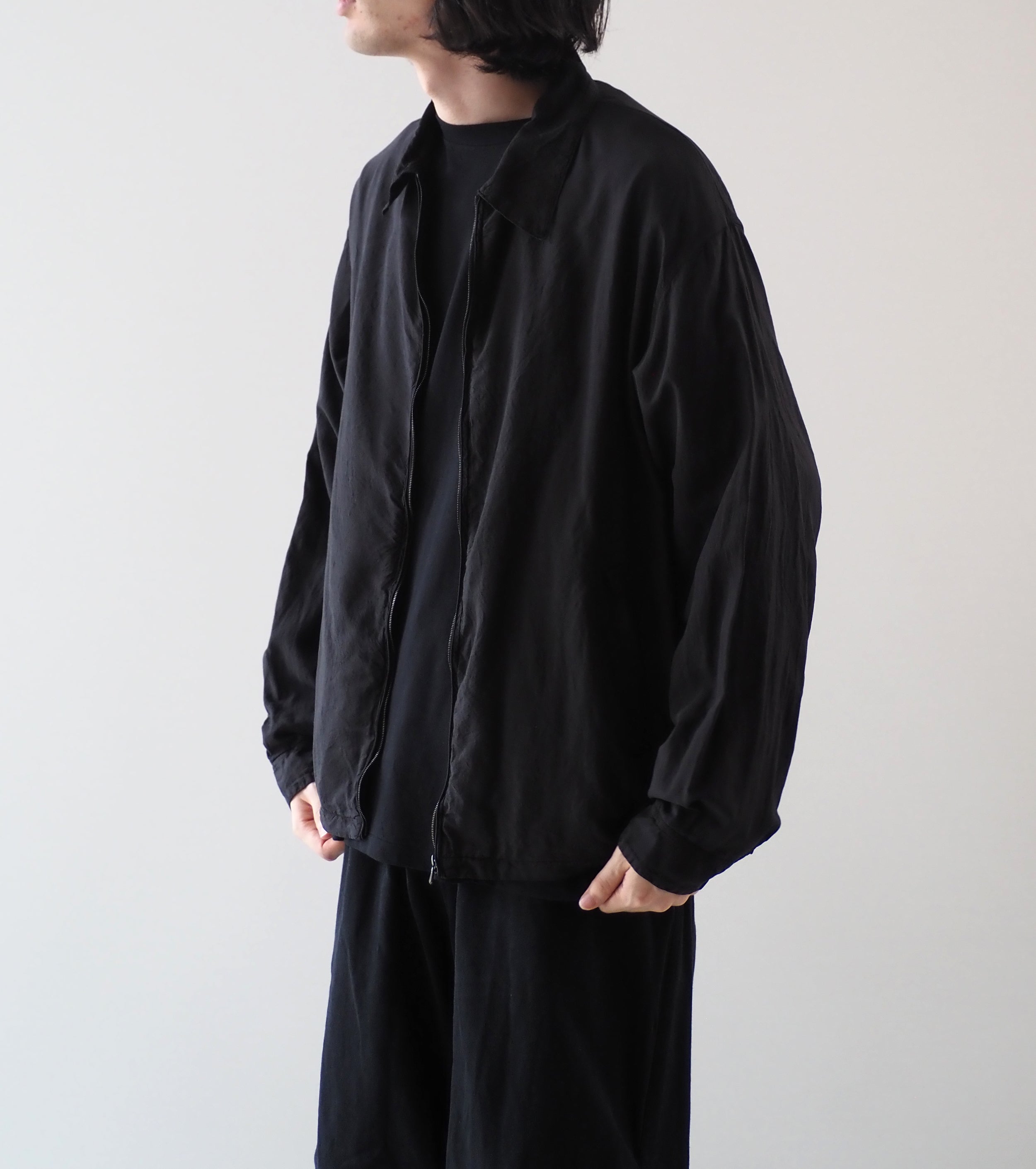 COMOLI シルク 製品染 ブルゾン , Black – Navyblue