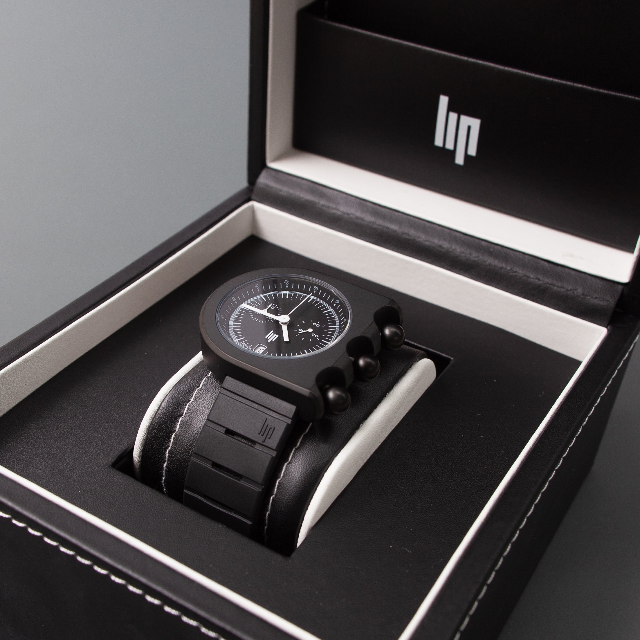 LIP ］MACH 2000 CHRONOGRAPH – Neueオンラインストア｜もっと愛着の