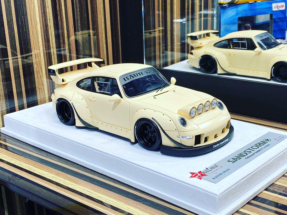 1/18 Diecast Porsche 993 RWB Sandstorm Reborn Style FuelMe Model