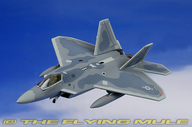F-22A Raptor 1:200 Diecast Model - Hogan Wings HG-6030 - Hogan