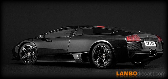 The 1/18 Lamborghini Murcielago LP640 from AUTOart, a review by