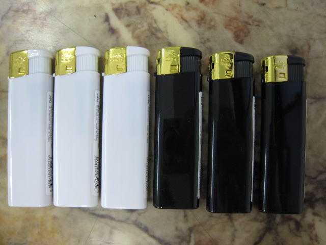 100円ライター、使い捨てライター、激安100円ライター、