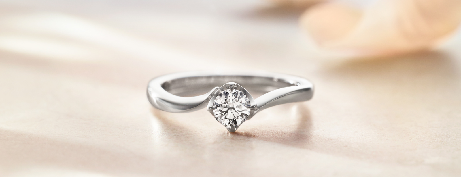 Canal 4℃ | 婚約指輪 | 【公式】結婚指輪・婚約指輪の4℃（ヨンドシー