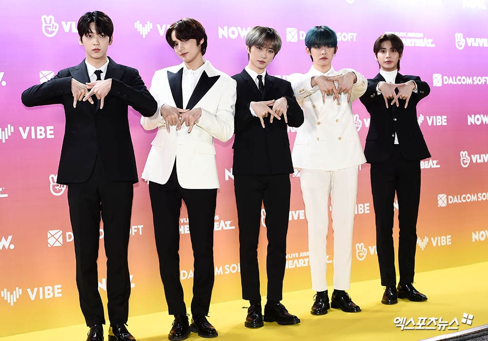 Stars Light Up The Red Carpet At The 2019 V Live Awards V
