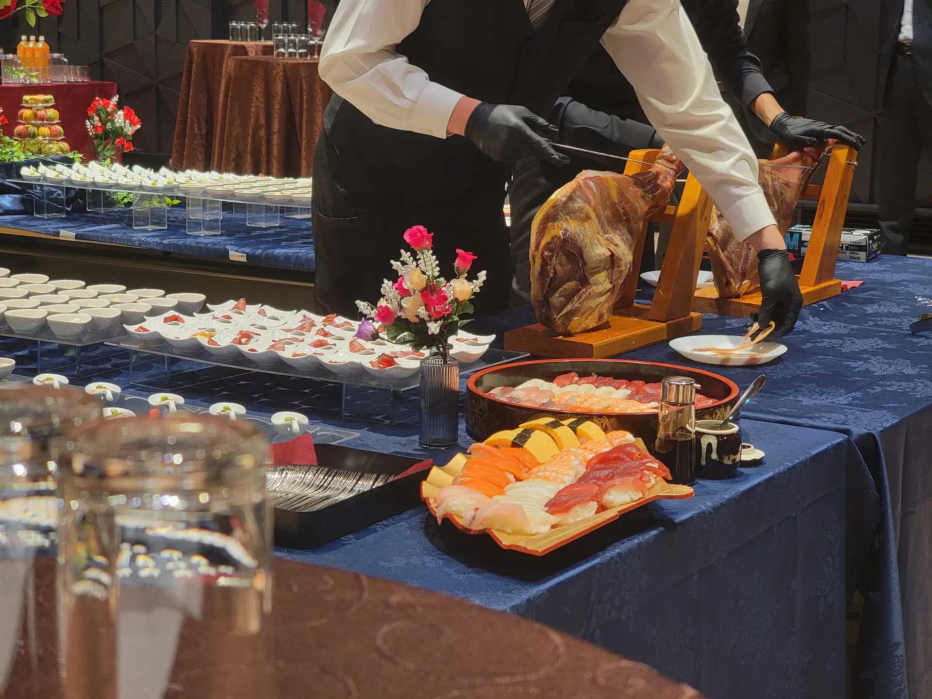 ケータリング｜TODA HALL & CONFERENCE TOKYO（懇親会・パーティー対応）