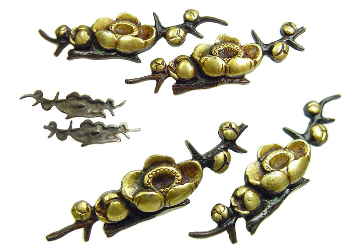 日本刀の目貫・枝梅｜日本刀・刀剣 販売専門店・東京【十拳-TOKKA-】