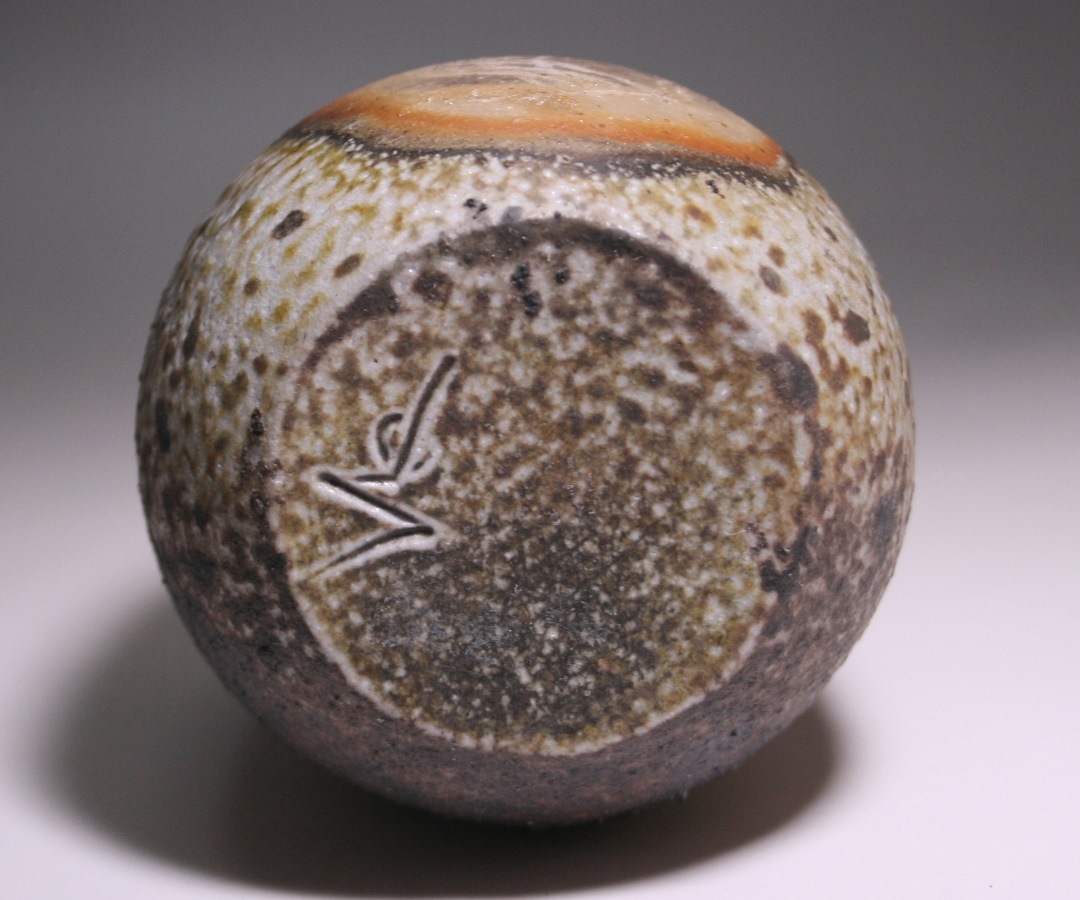 山本 出 作 「備前徳利」 ～備前焼専門卸小売店 川口陶楽苑～