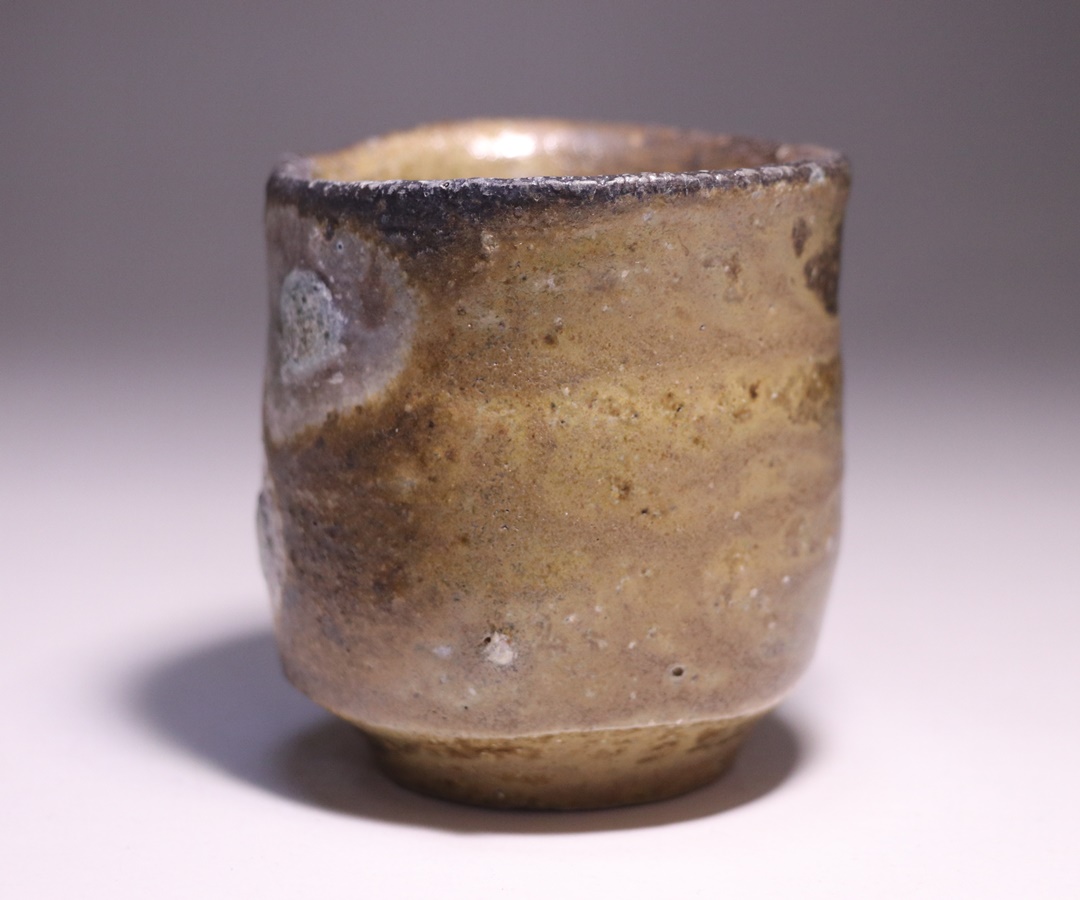 伊勢崎 淳 作 「備前黒酒呑」 ～備前焼専門卸小売店 川口陶楽苑～