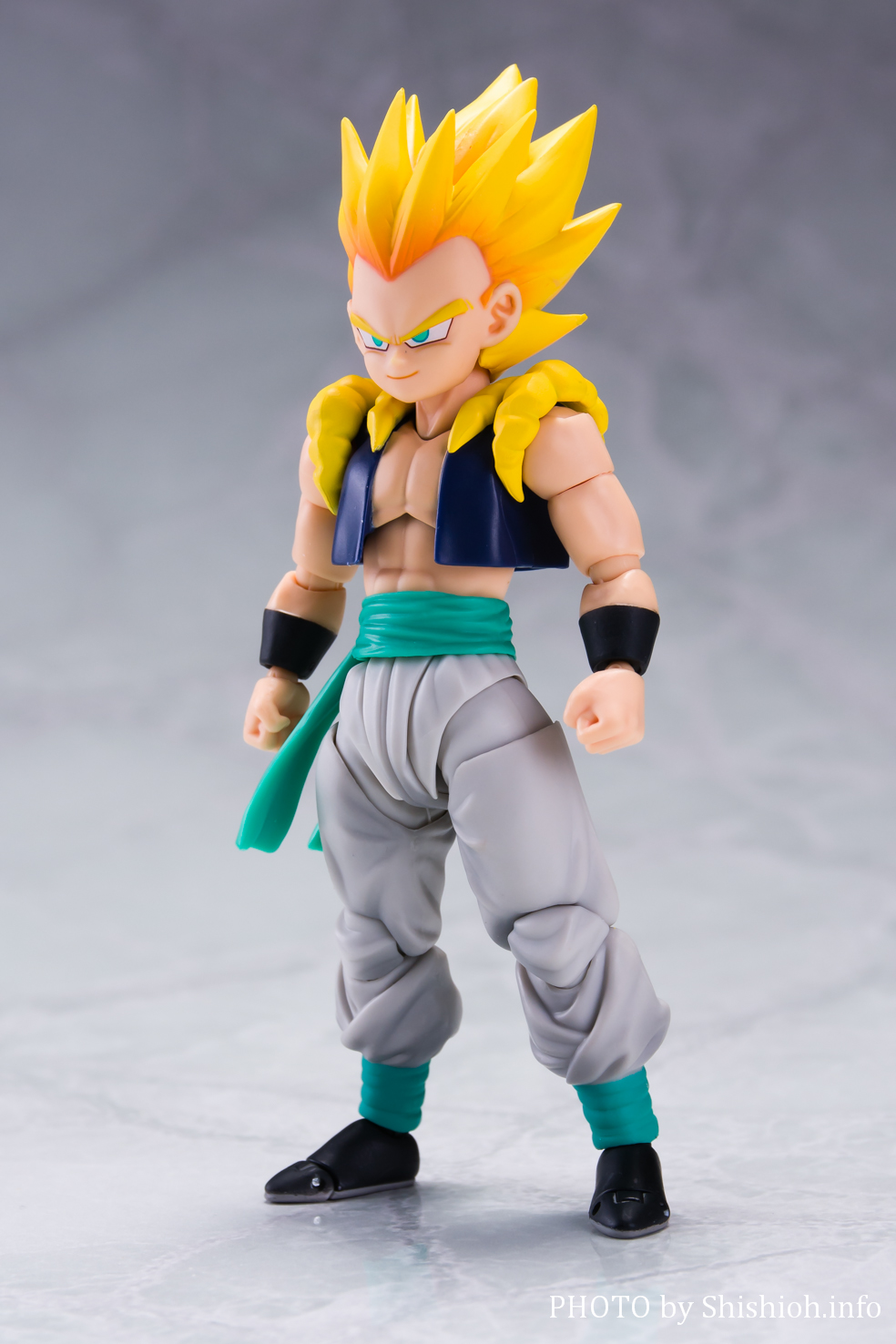 レビュー】 S.H.Figuarts スーパーサイヤ人ゴテンクス