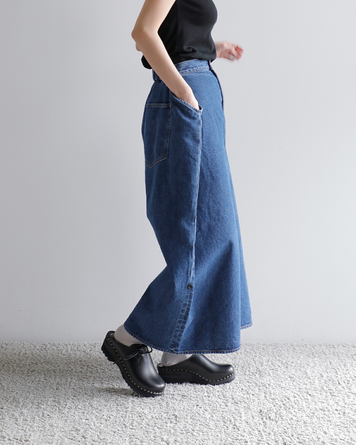 楽天市場】KURO クロ ペーパーフォールディング デニム パンツ “PAPER