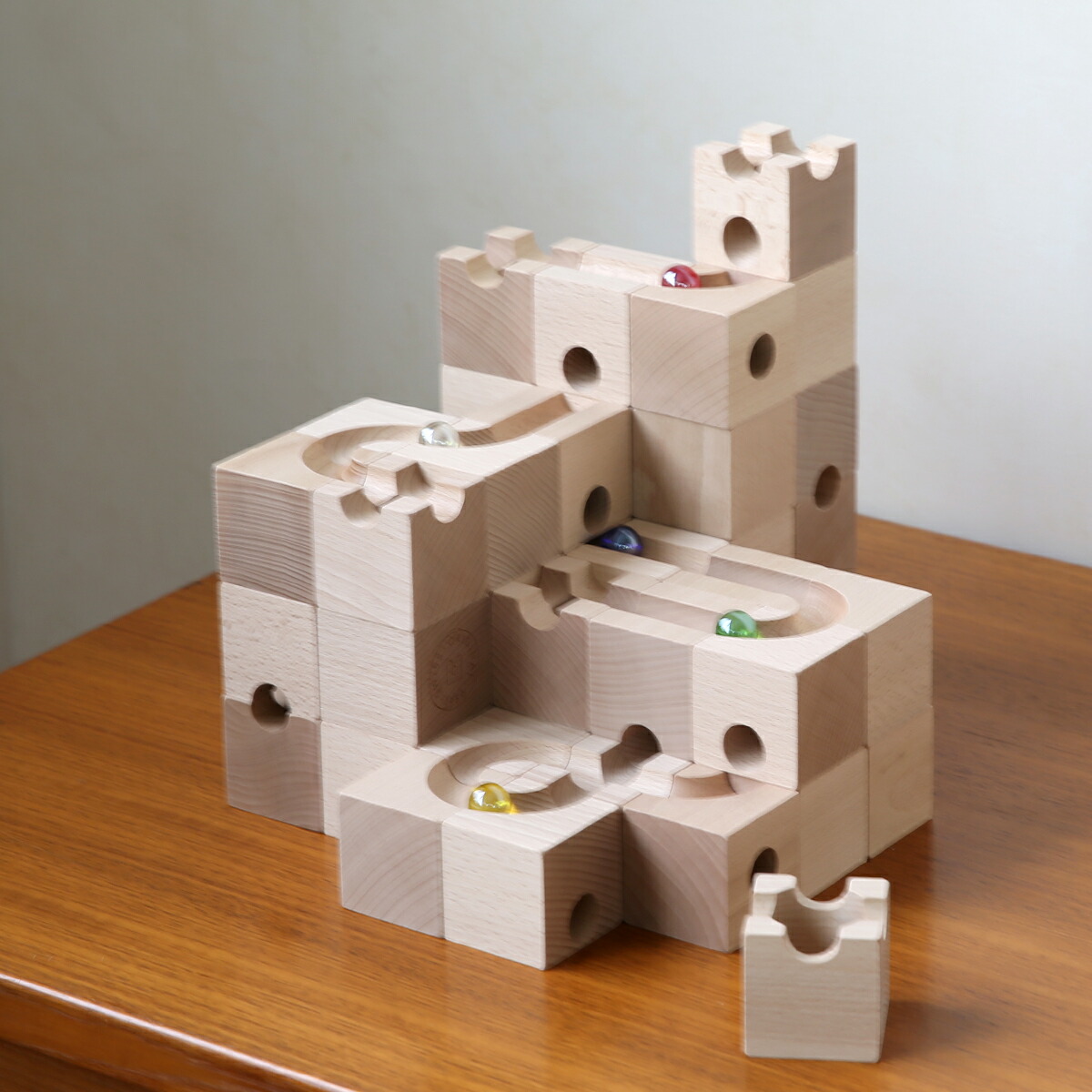 楽天市場】【ポイント5倍 3/5】【無料ギフト包装】キュボロ