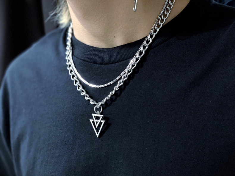 楽天市場】KMK ダブルトライアングル二連チェーンチョーカーネックレス