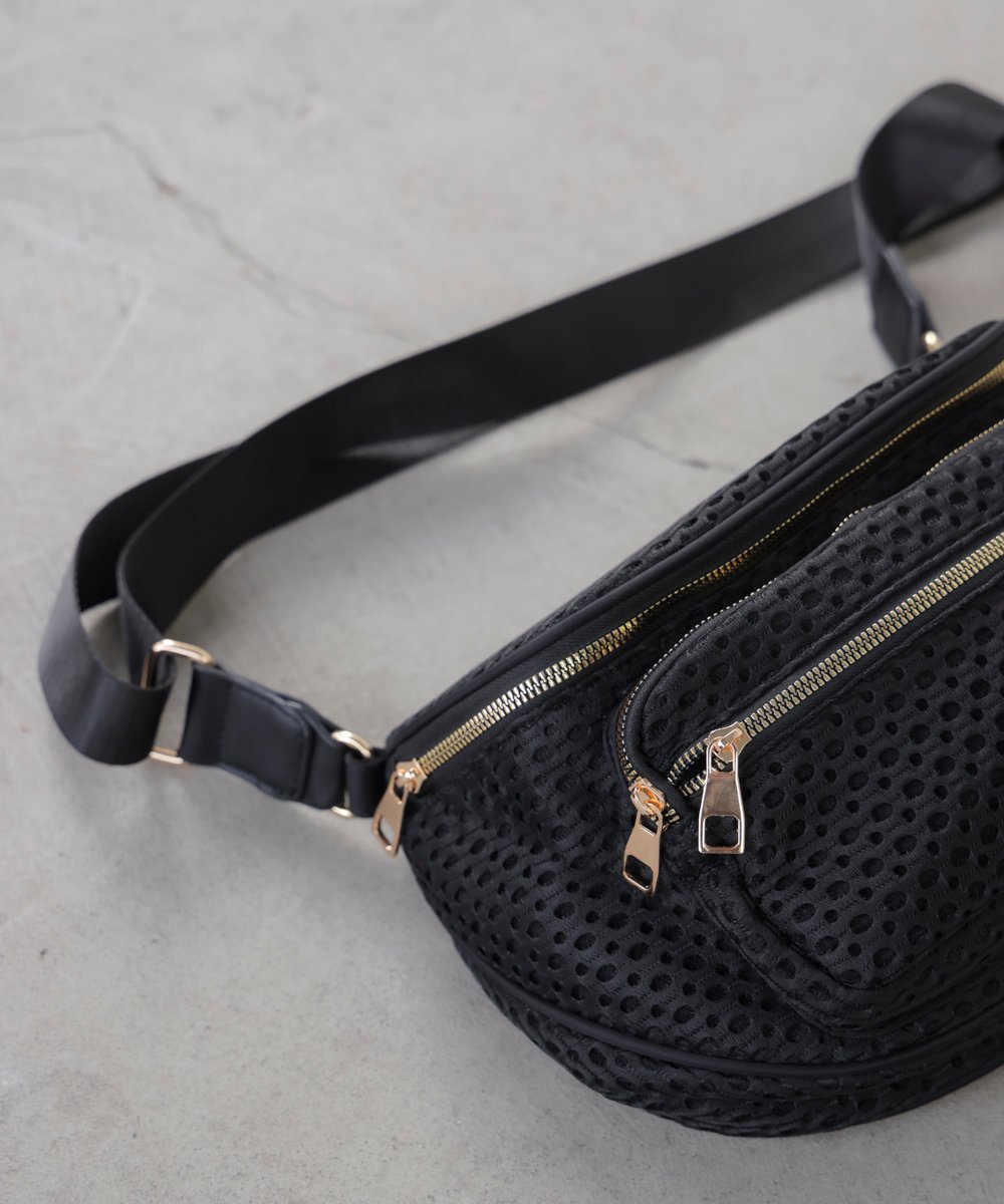 Bab / Bou Jeloud｜ドットメッシュボディバッグ | Rakuten Fashion