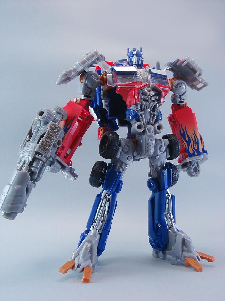 レビュー：TFダークサイドムーン アルティメットオプティマスプライム