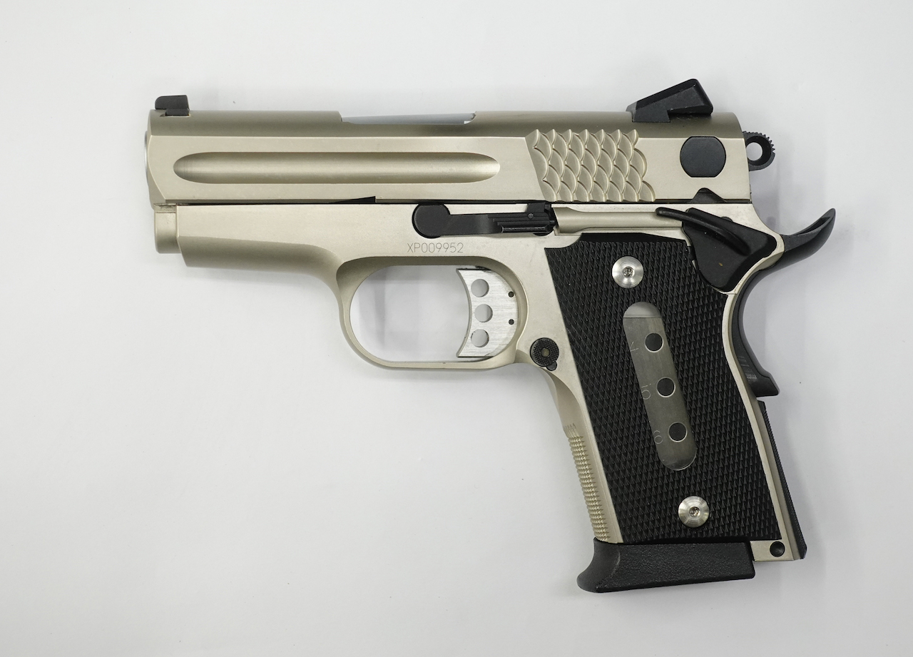 KSCM945 ガスブローバック ブラックフィニッシュ プラスチック