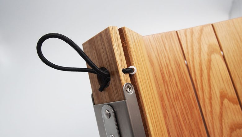 キャプテンスタッグのあの人気ロールテーブルが、ウッド天板仕様に変身