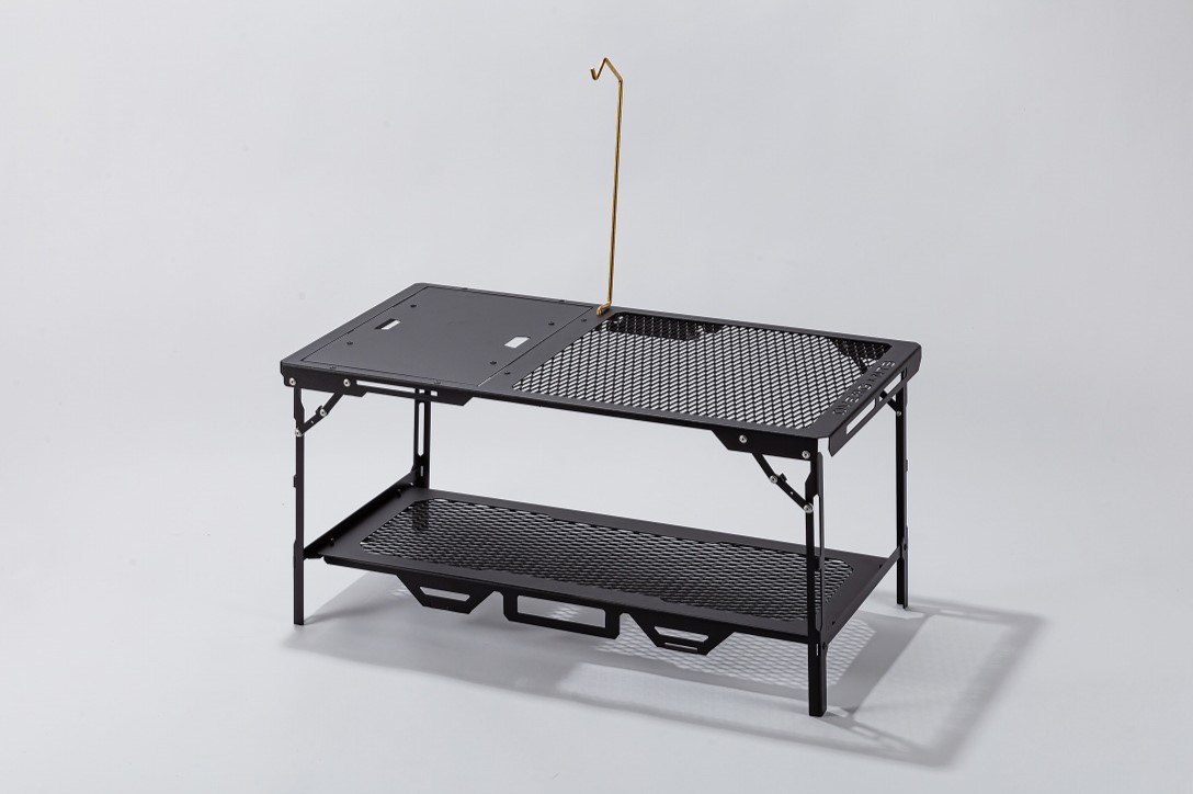 ドベルグ × ネイチャートーンズの折り畳みテーブルが進化！ ランタン