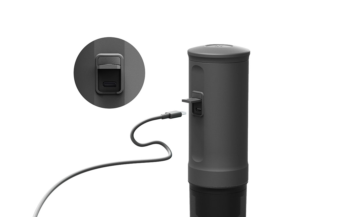 冷水から3分で本格コーヒー。世界で人気の充電式ポータブル