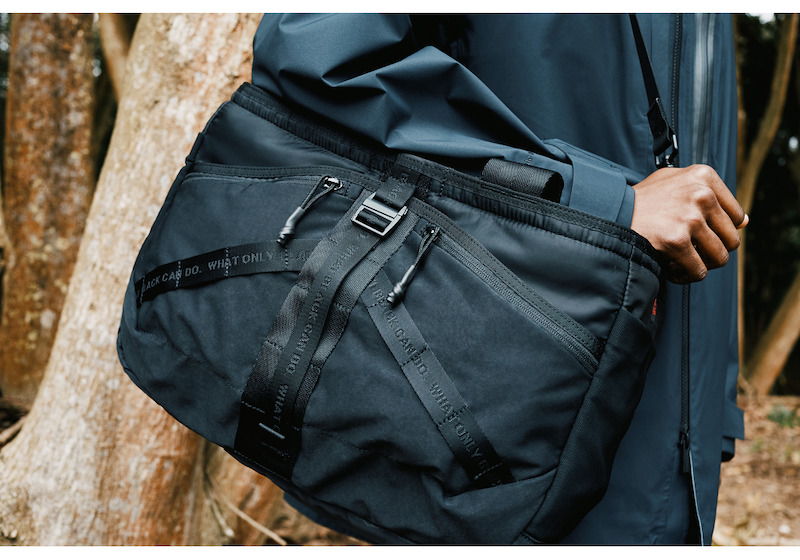 ブリーフィング × ホワイトマウンテニアリングの第7弾。スエード調