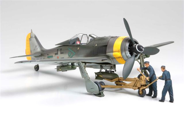 フォッケウルフ Fw 190F-8/9 爆弾搭載セット (プラモデル) - ホビー