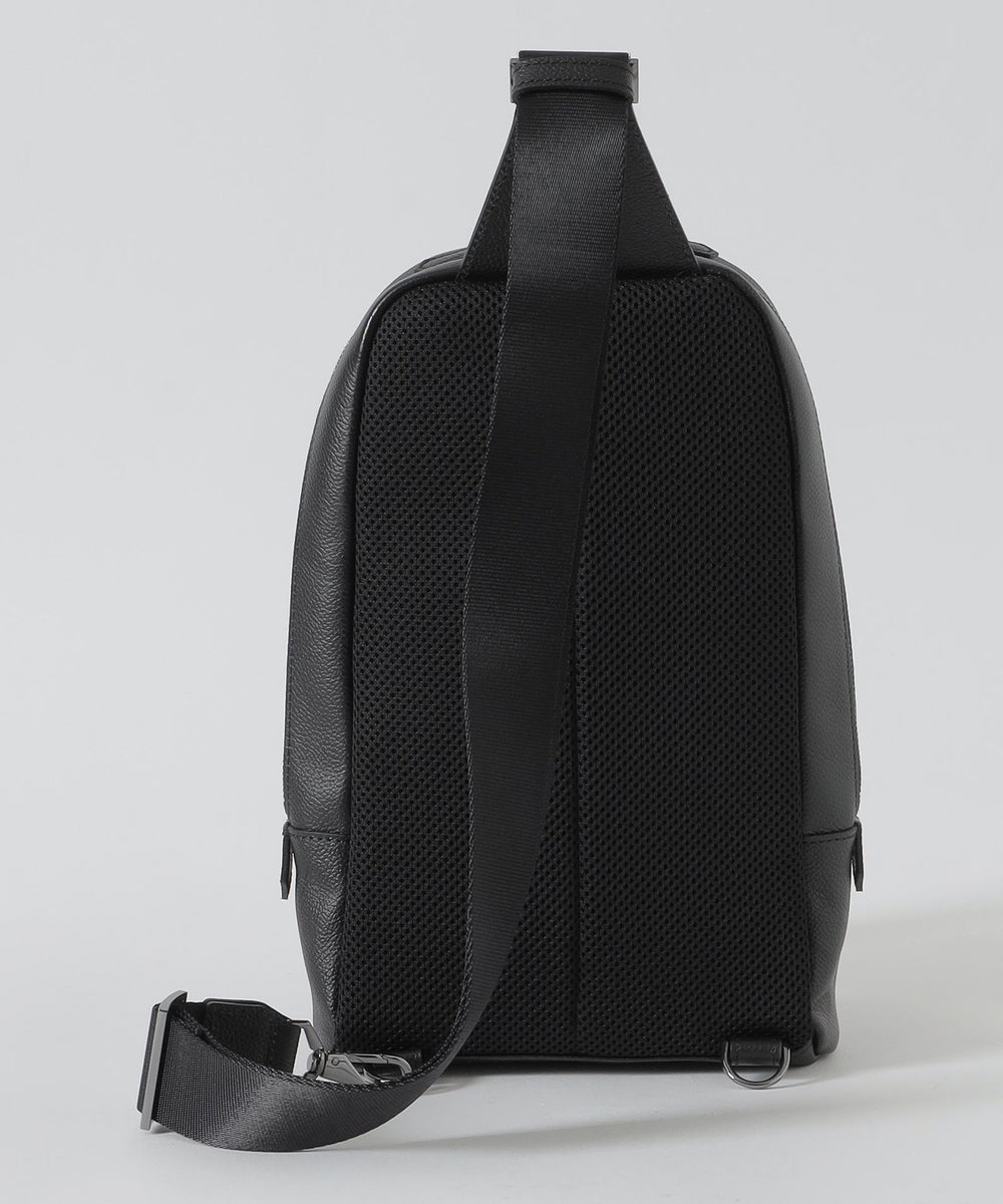 シュリンクレザーボディバッグ（バッグ）｜BLACK LABEL CRESTBRIDGE