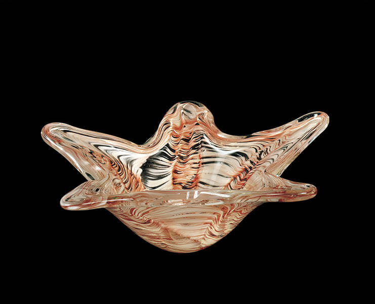 町田市立博物館所蔵 岩田色ガラスの世界 －岩田藤七・久利・糸子