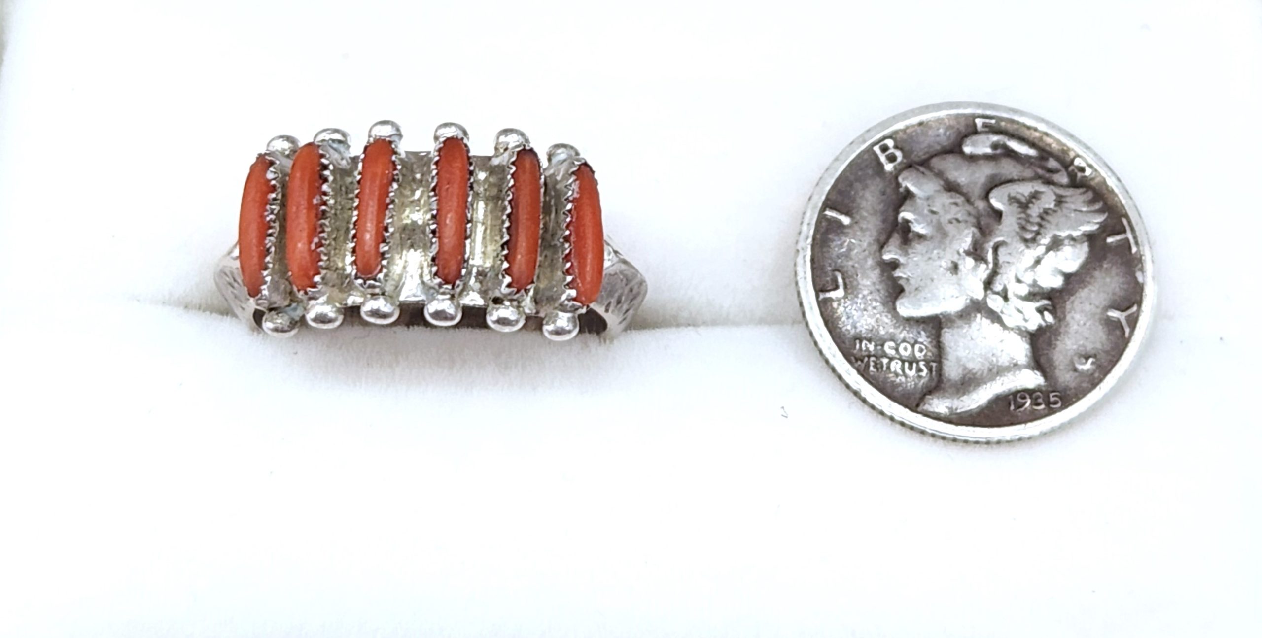 Vintage Janice Paloma Zuni Needlepoint Coral Sterling Silver Ring