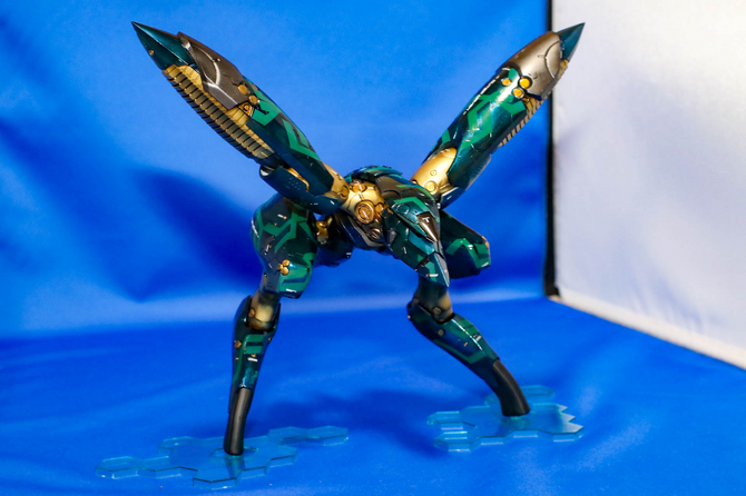 ついに『MGS2』が現行機に登場！記念の『MGS4』版1/100「メタルギアRAY