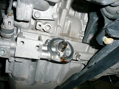 キャリイ（DA63T）4WD車にオイルクーラーキット装着～♪｜社長