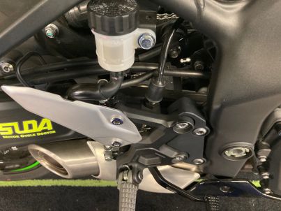 ZX-25R 新作！バックステップ（セットバックプレート）｜ZX-25R