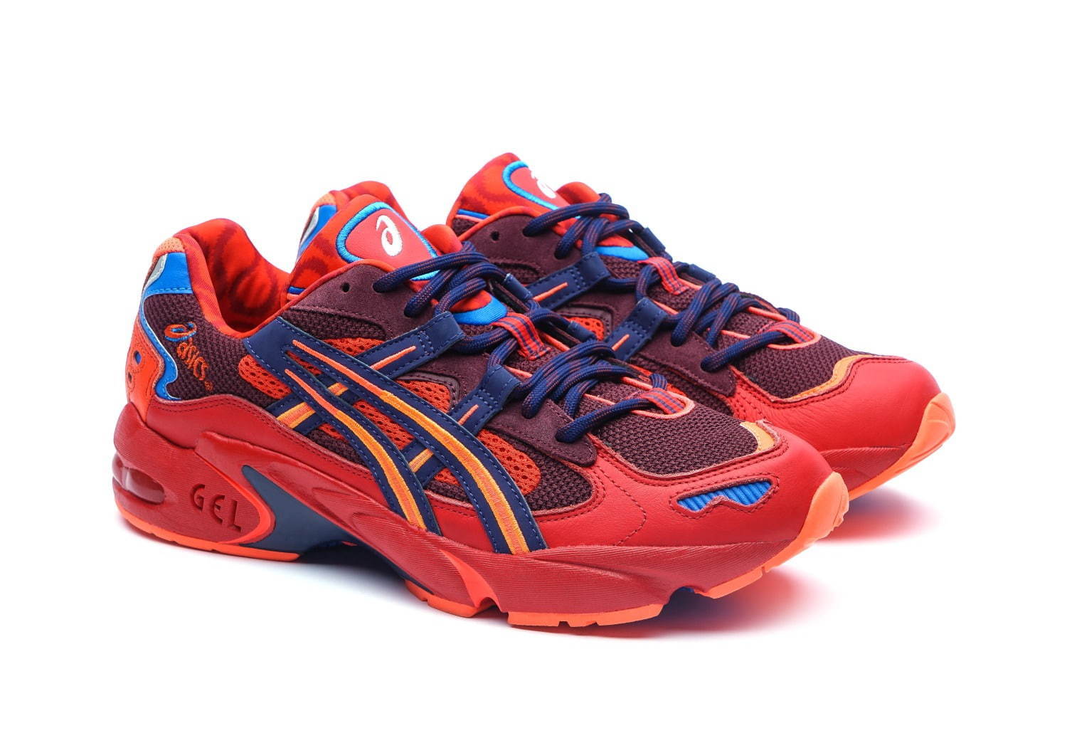 ヴィヴィアン・ウエストウッド、アシックスとのコラボスニーカー