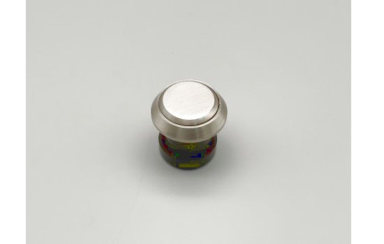 プッシュツマミ面付 WB－213