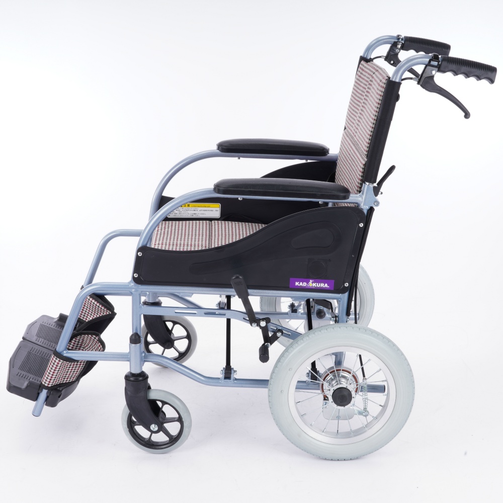 カドクラ ラスク｜アルミ介助式車椅子