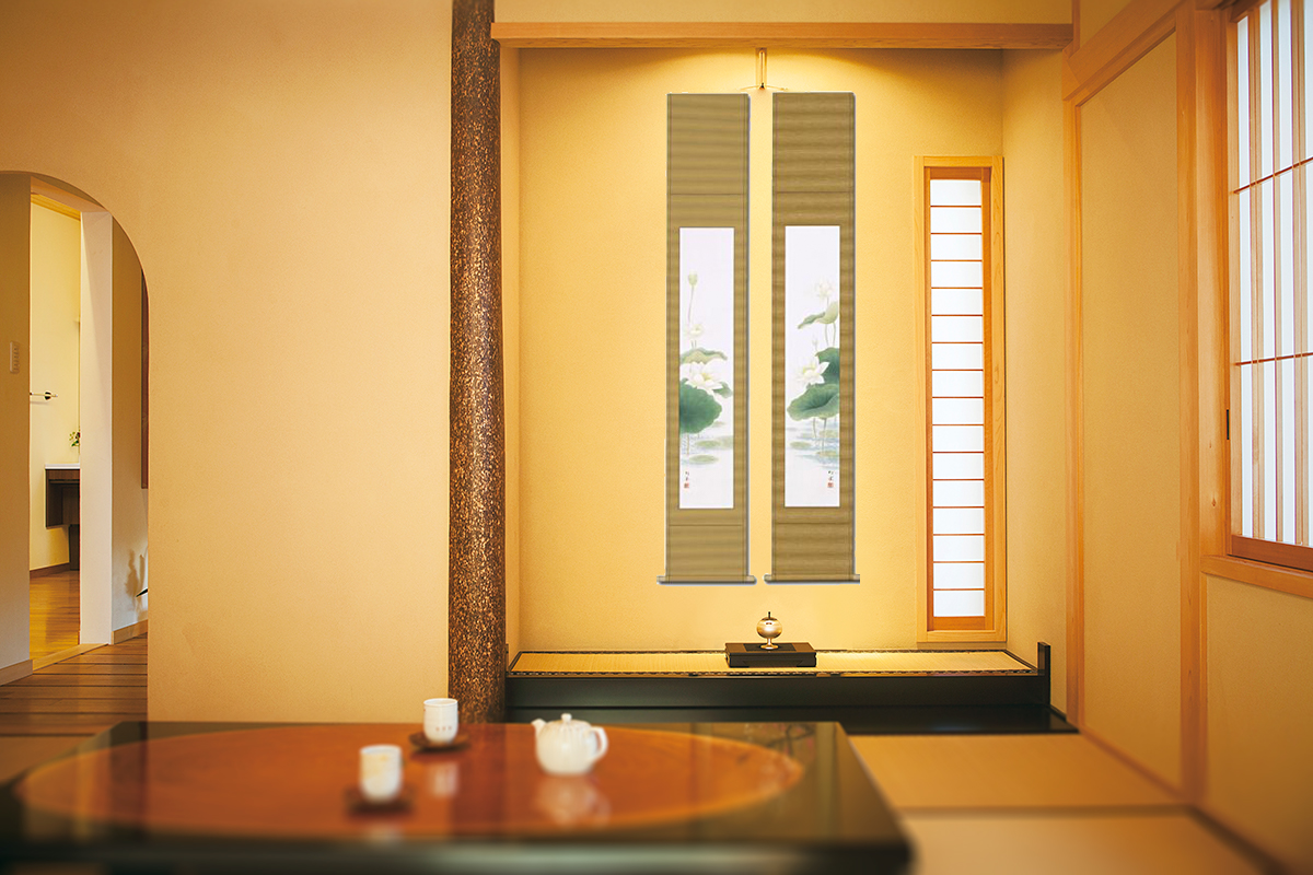 聖蓮華（対幅）武藤紅雲 八寸対幅！ 蓮 - 掛け軸（掛軸）販売通販なら