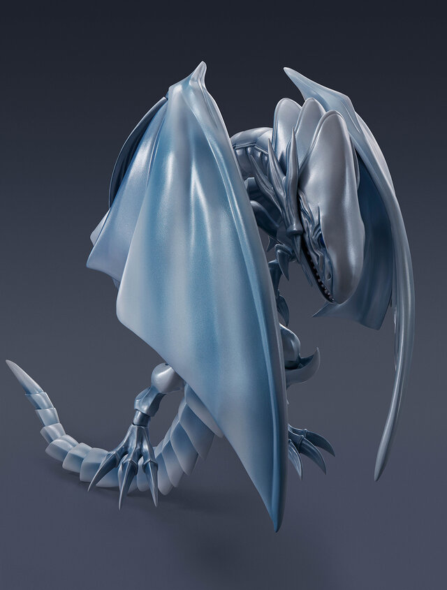 遊戯王』より「青眼の白龍」が遂に召喚！海馬瀬人の“魂のカード”が