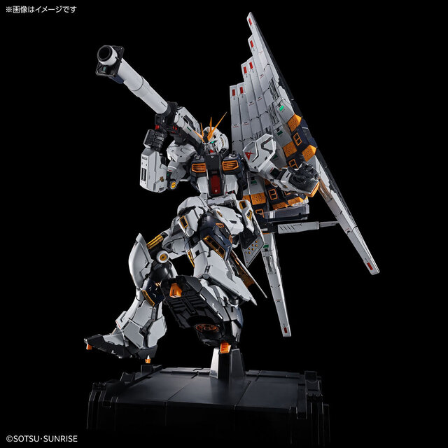 究極のガンプラ「PG UNLEASHED 1/60 νガンダム」が抽選販売実施中