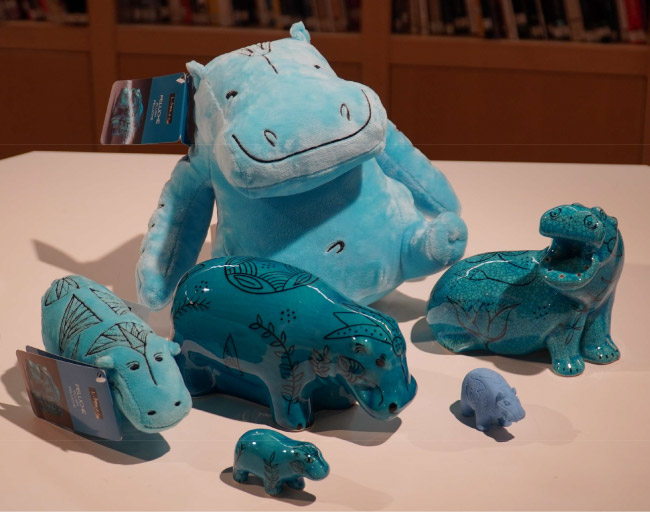 エジプトの可愛い青カバ君グッズをご紹介｜MMMブティック