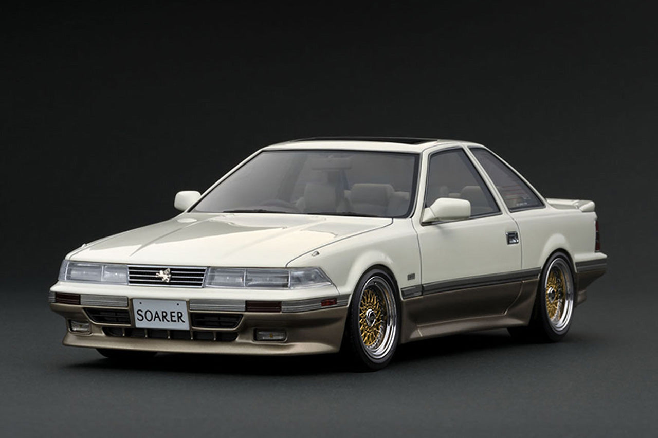 Ignition Model 1:18 Toyota Soarer (Z20) 3.0GT Limited in White