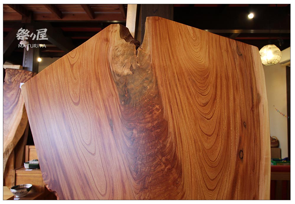 神奈川県 海老名店展示 一枚板 欅(けやき・ケヤキ)材 テーブル用天板