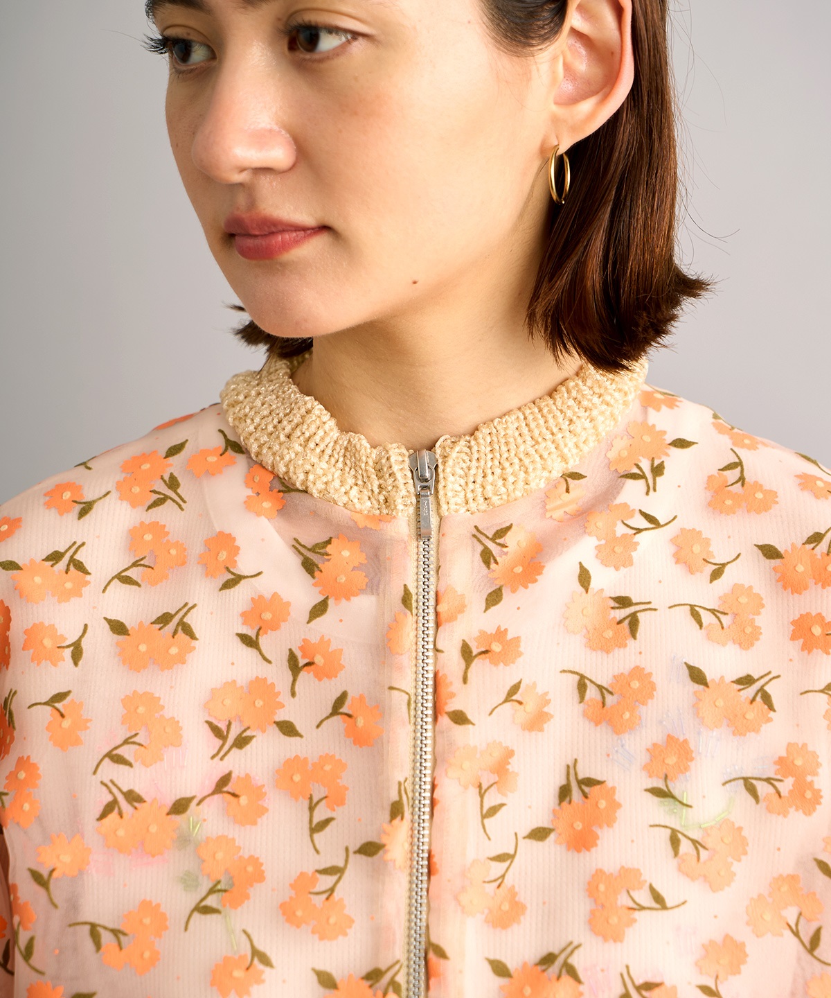 フラワーフロッキープリントジップジャケット | MUVEIL Online Shop