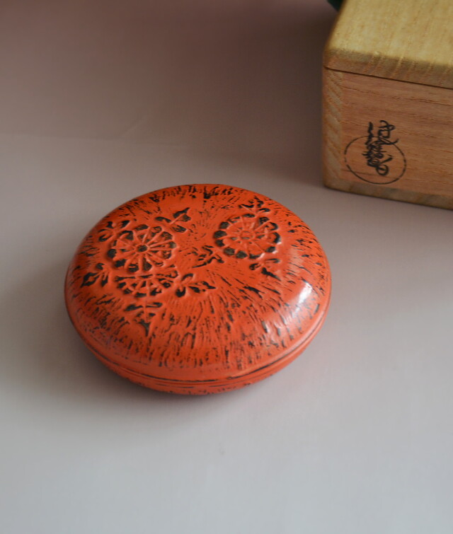 Antique Sam's Collection香合きく 菊香合 二代田中健智作