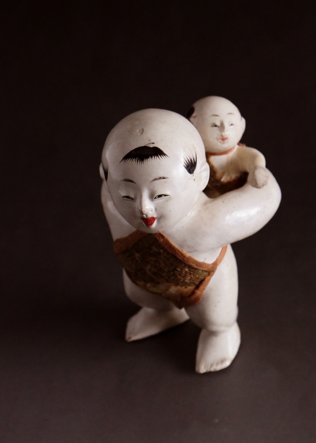 御所人形 つくね 江戸時代 背負い童子 骨董 古美術 小さな御所人形