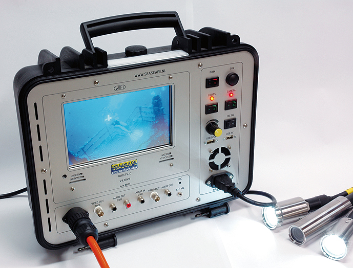 エクスプローラーケース ヘブンリーライト（防水ハードケース） IEX-HL