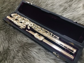 フルート】アルタス25周年モデル入荷しました！｜島村楽器 イオン
