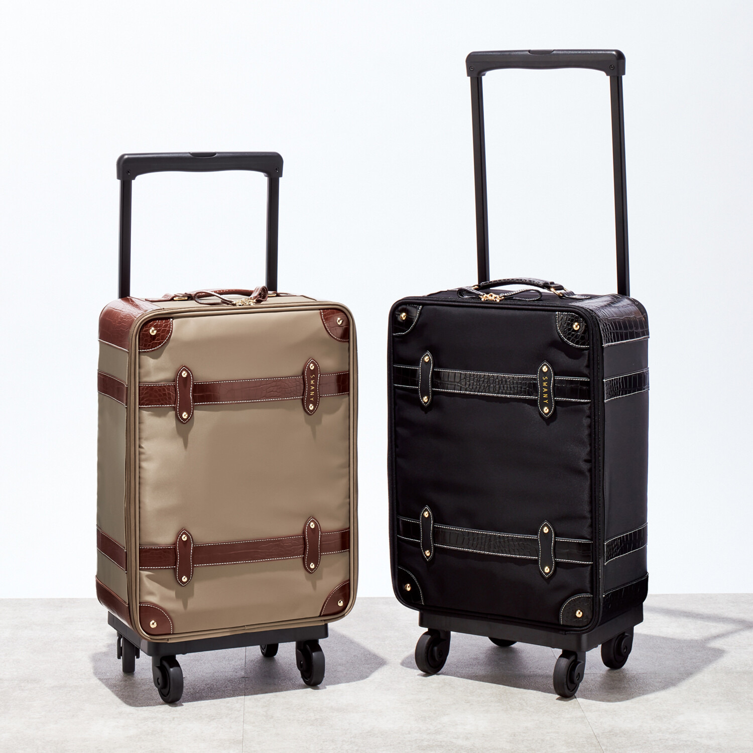 スワニー フロントオープンで 中身が取り出しやすい トランク トラベル