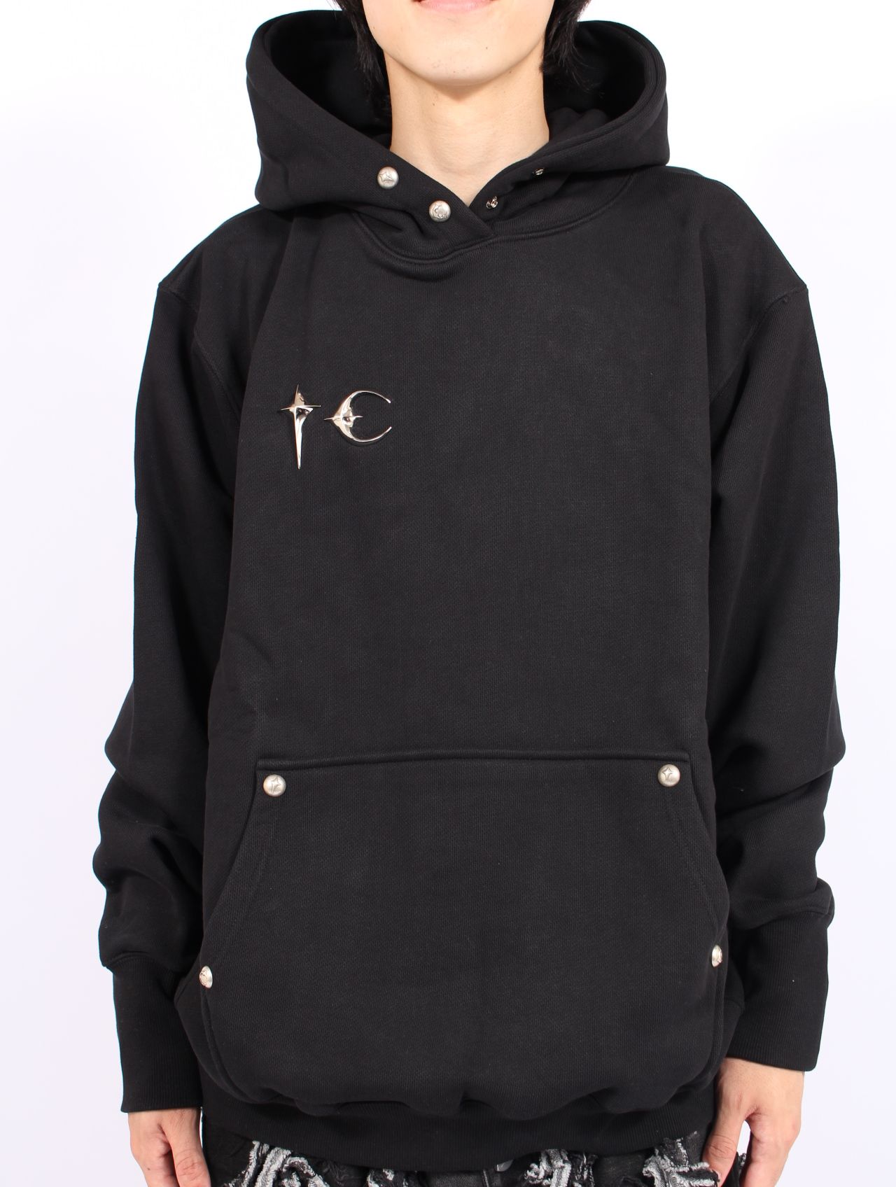 Thug Club - 【25AW】アーマー フーディー TCロゴ スタッズ パーカー