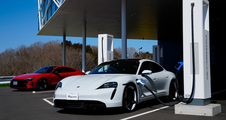 Porsche E-Performance - Charging － ポルシェジャパン