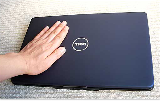 パソ兄さん/デルInspiron 15のデザインをレビュー