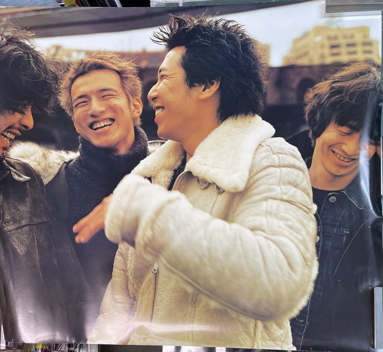 6FCB0EE8-FA81-4437-B6EF-