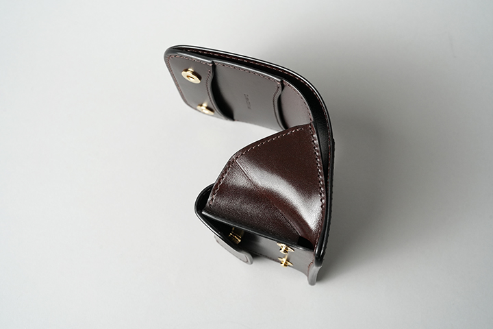 まるで絵画のようなレザーアイテム・スフマートシリーズが復刻されまし